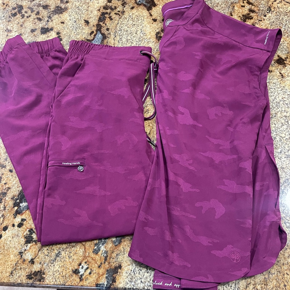 Healing hands scrubs